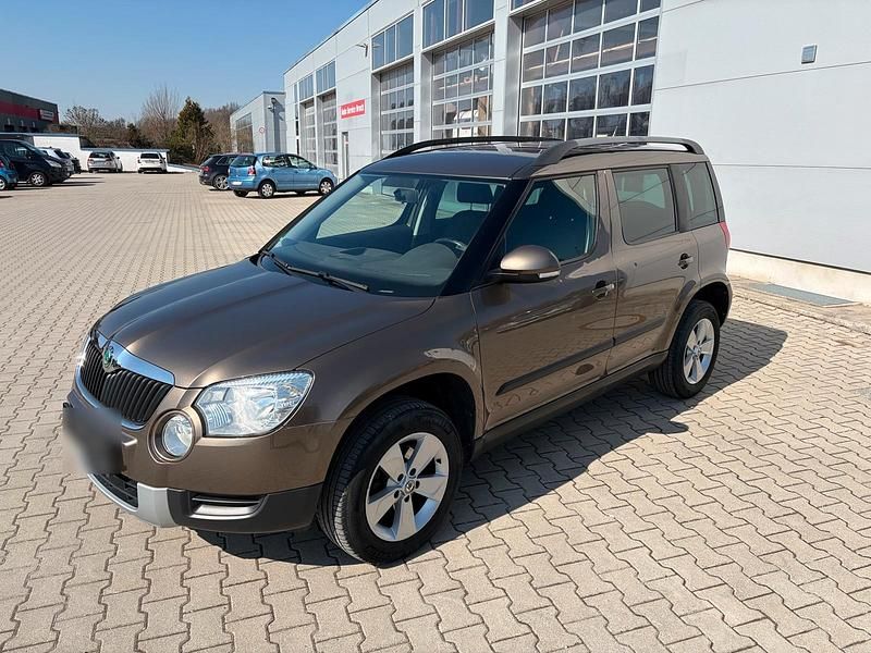 Gebraucht Skoda Yeti 110 PS (80 kW) 2013 Braun SUV
