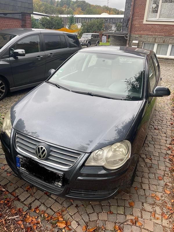 Grau Gebraucht 2007 VW Polo Kleinwagen | 2.199 € - Bild 1/4