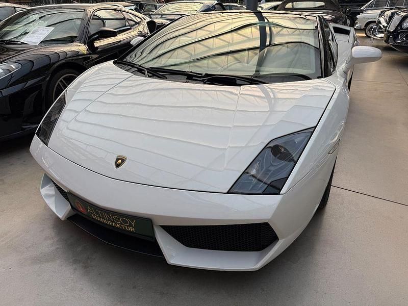Gebraucht Lamborghini Gallardo 560 PS (411 kW) 2009 Weiß Cabrio