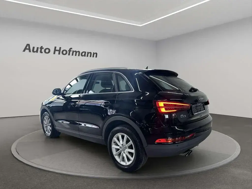 Gebraucht Audi Q3 150 PS (110 kW) 2018 Brilliant black SUV
