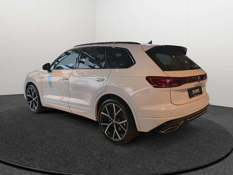 Gebraucht VW Touareg Style 286 PS (210 kW) 2024 Weiss SUV