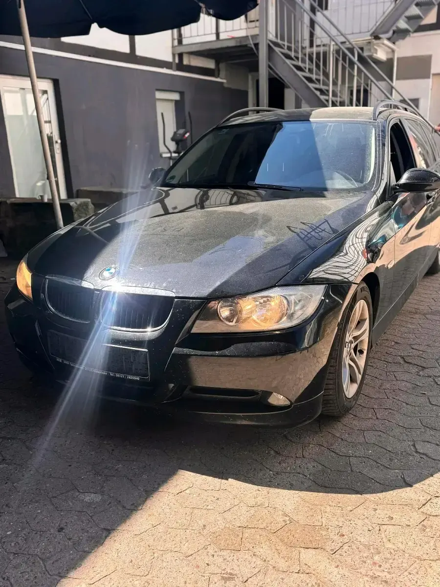 Second-hand BMW 320 177 CP (130 kW) 2007 Negru Break