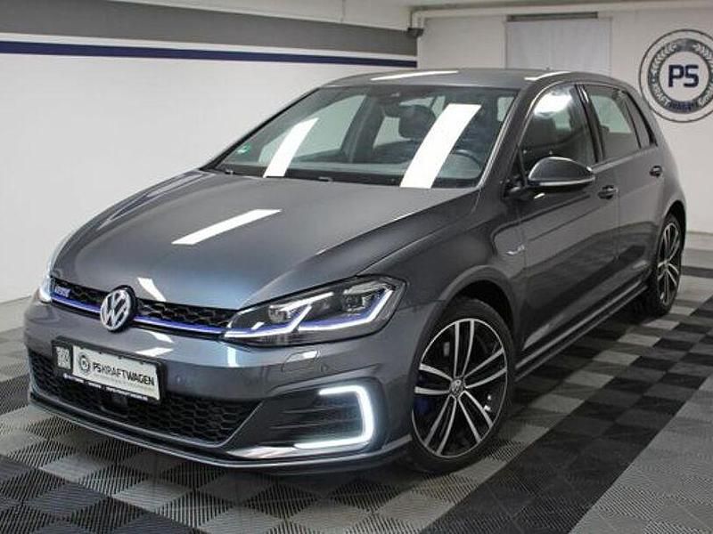 Gebraucht VW Golf VII 150 PS (110 kW) 2020 Andere Limousine