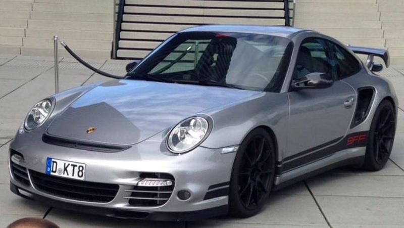 Silber Gebraucht 2007 Porsche 911 Turbo | 104.990 € - Bild 1/4