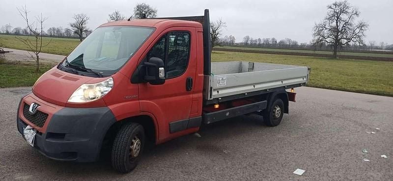 Gebraucht Peugeot Boxer 120 PS (88 kW) 2007 Rot Van