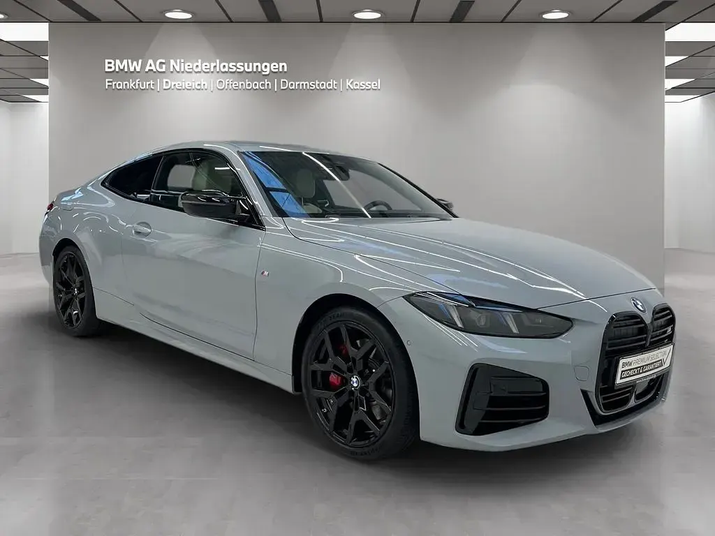 Gebraucht BMW M440 M Sport 381 PS (280 kW) 2025 Grau Coupé