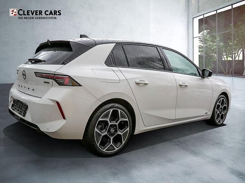 Gebraucht Opel Astra Ultimate 181 PS (133 kW) 2022 Weiß Limousine