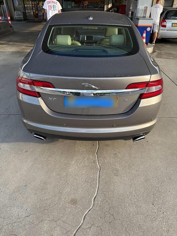 Gebraucht Jaguar XF 207 PS (152 kW) 2008 Beige Limousine