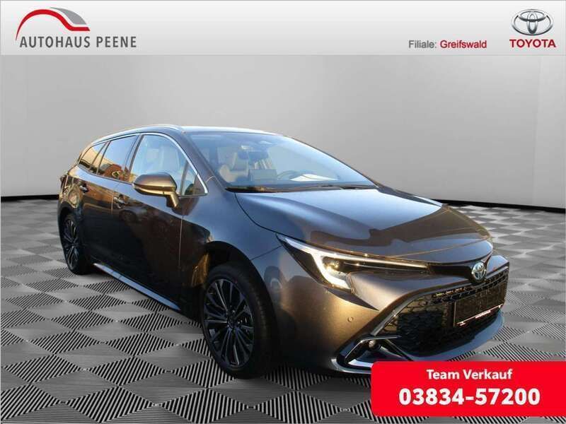 Marlingrau Neu 2024 Toyota Corolla Team Kombi | 36.890 € - Bild 1/3