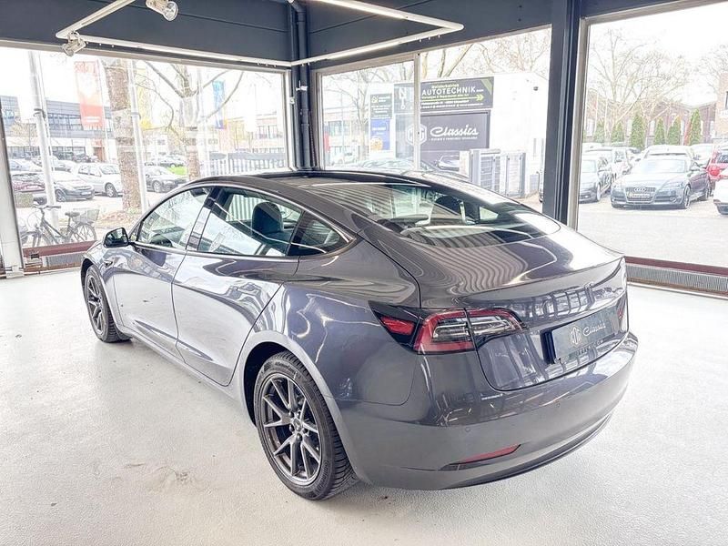 Gebraucht Tesla Model 3 Standard Range Plus 239 kW (325 PS) 2021 Grau Limousine