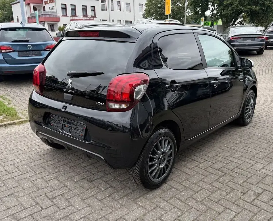 Gebraucht Peugeot 108 Style 72 PS (52 kW) 2018 Noir caldera Limousine