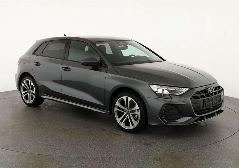Daytonagrau perleffekt Neu 2025 Audi A3 Sportback S-Line Limousine | 38.090 € (Guter Preis) - Bild 1/4