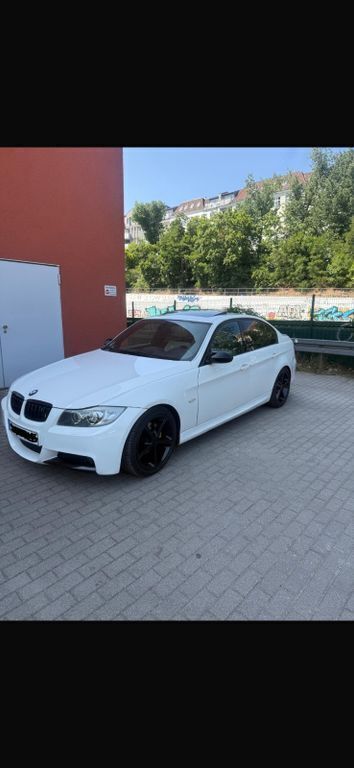 Weiß Gebraucht 2007 BMW 325 M Sport Limousine | 13.000 € (Teuer) - Bild 1/4