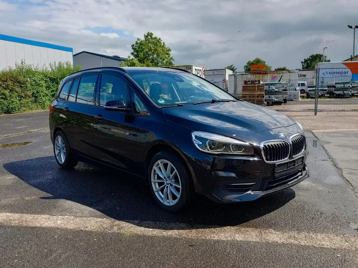 Gebraucht BMW 218 Advantage 150 PS (110 kW) 2020 Schwarz Kombi