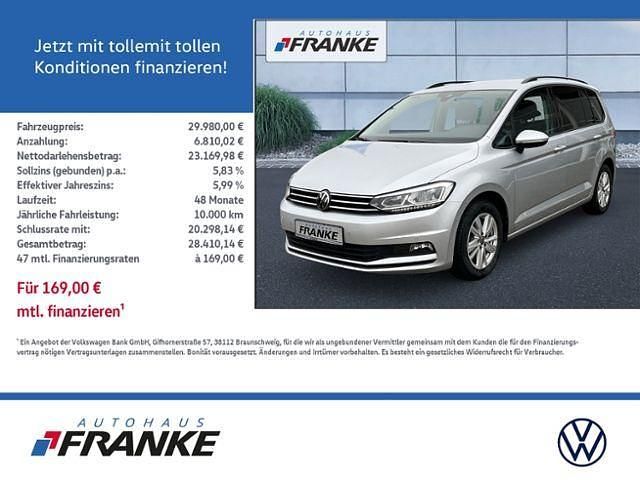 Gebraucht VW Touran Comfortline 150 PS (110 kW) 2023 Silber Van / Kleinbus