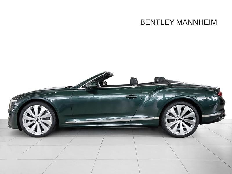 Neu Bentley Continental 680 PS (500 kW) 2025 Viridian Cabrio