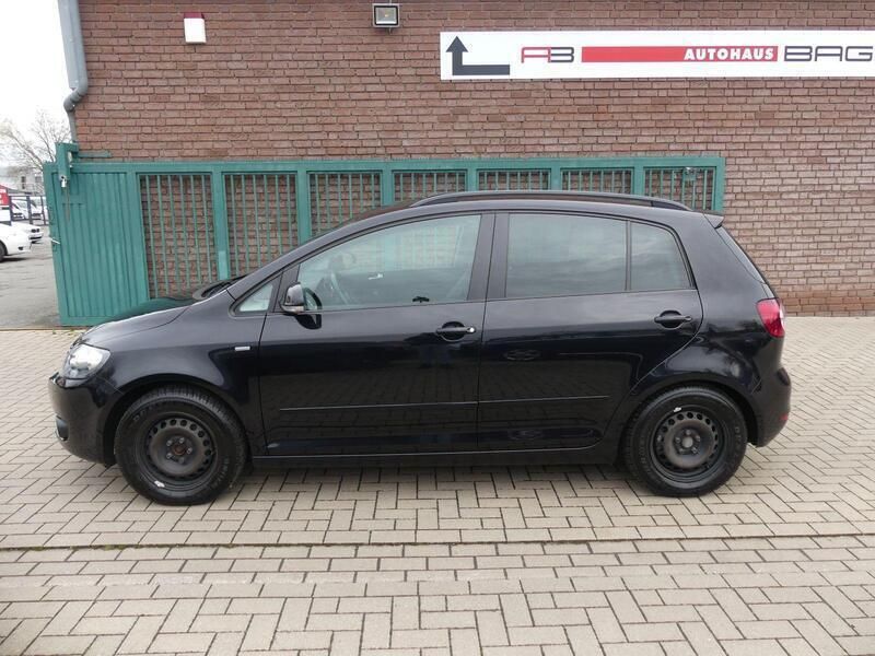 Schwarz Gebraucht 2012 VW Golf VII Match Kombi | 7.990 € (Fairer Preis) - Bild 1/4