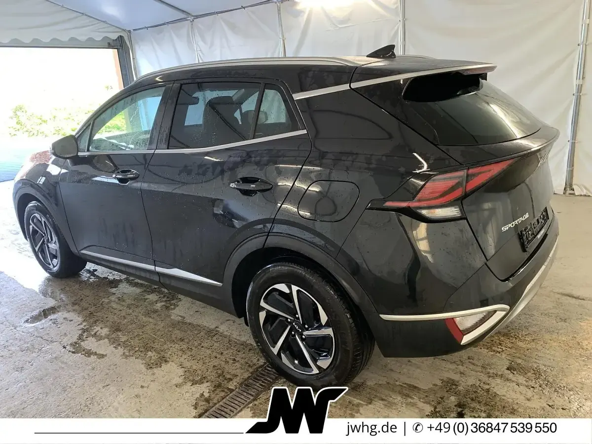Gebraucht Kia Sportage 136 PS (100 kW) 2023 Schwarz SUV