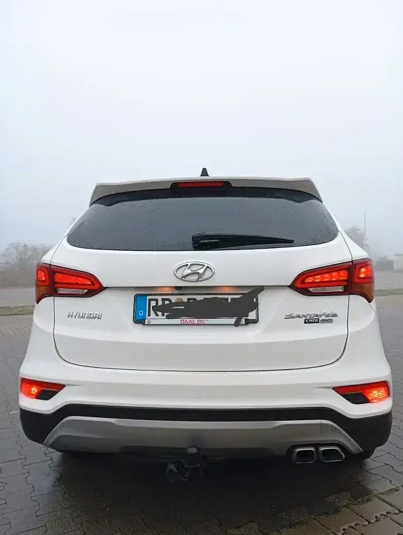 Gebraucht Hyundai Santa Fe 200 PS (147 kW) 2016 Weiß SUV