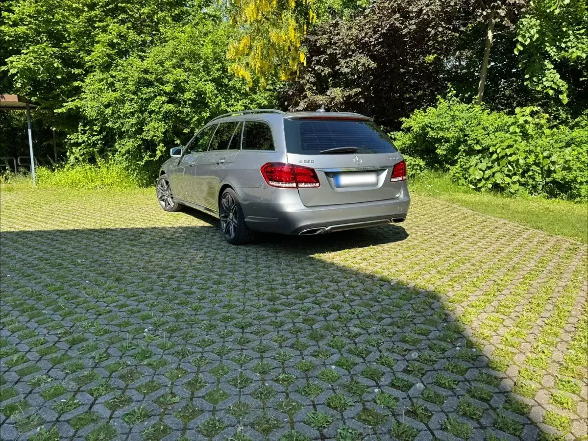 Gebraucht Mercedes E350 Avantgarde 252 PS (185 kW) 2014 Grau Kombi