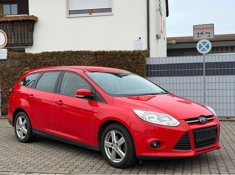 Usata Ford Focus 125 CV (91 kW) 2013 Rosso Station wagon