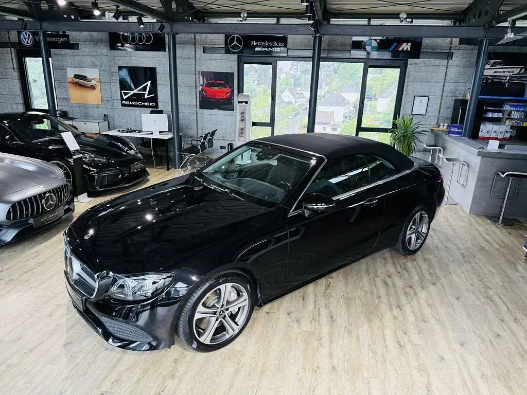 Gebraucht Mercedes E400 333 PS (244 kW) 2018 Schwarz Cabrio