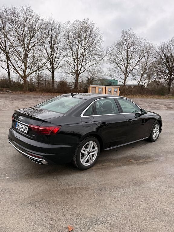 Gebraucht Audi A4 Advanced 190 PS (139 kW) 2020 Schwarz Limousine
