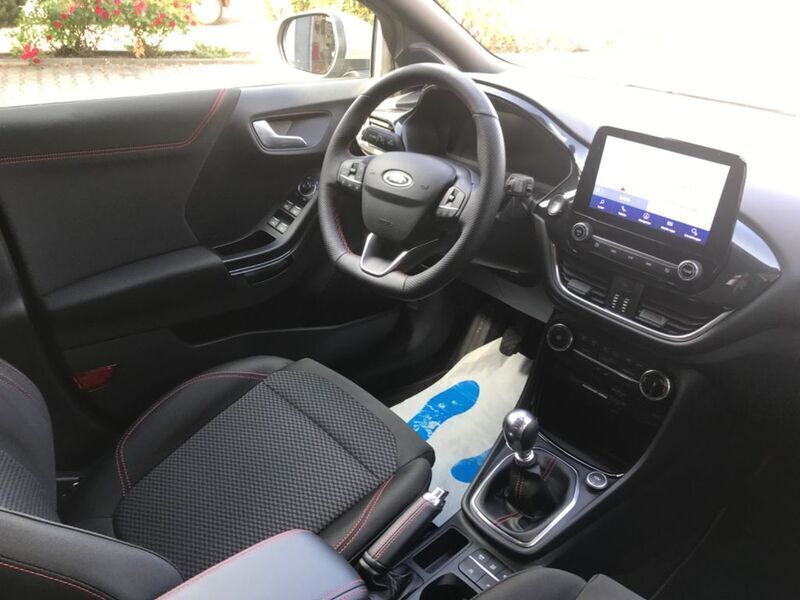 Gebraucht Ford Puma ST-Line 155 PS (114 kW) 2022 Silber Coupé