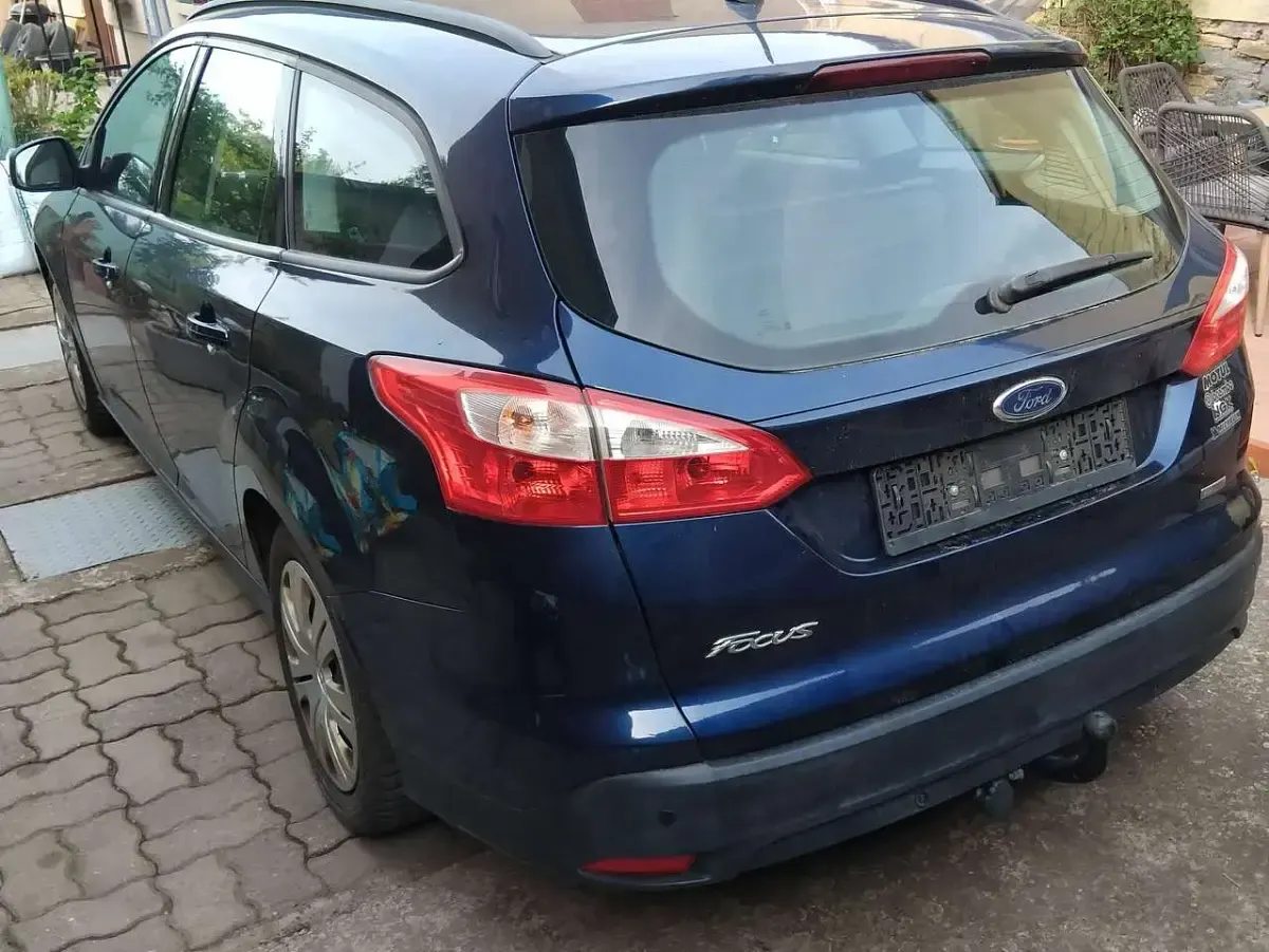 Gebraucht Ford Focus 116 PS (85 kW) 2012 Blau Kombi