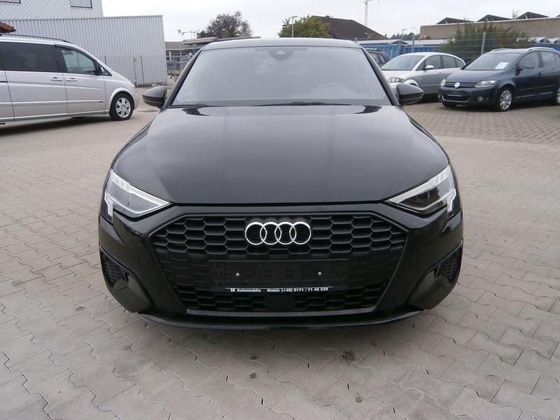 Gebraucht Audi A3 Sportback Advanced 150 PS (110 kW) 2023 Schwarz Kleinwagen