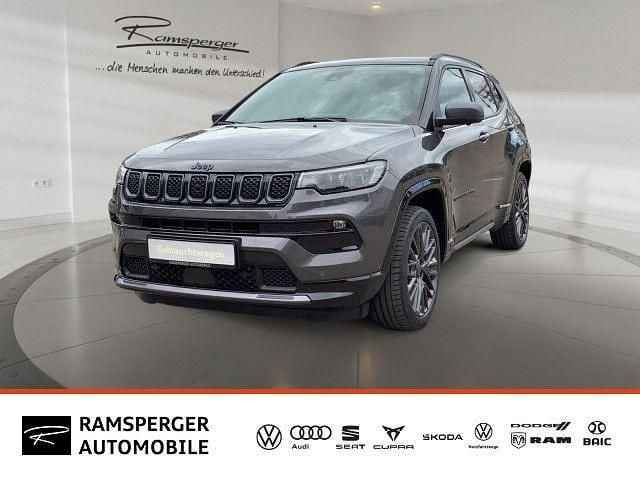 Grau (grau metallic) Gebraucht 2021 Jeep Compass SUV | 23.890 € (Fairer Preis) - Bild 1/4