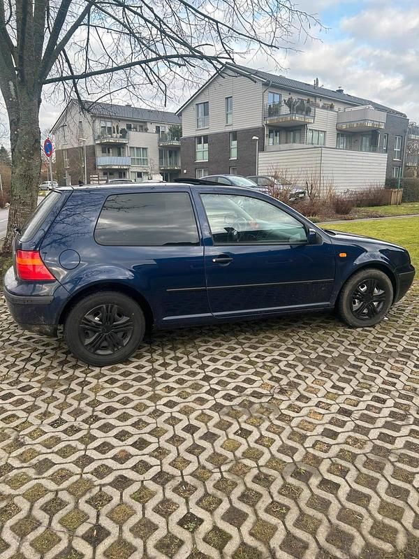 Gebraucht VW Golf IV 101 PS (74 kW) 1998 Blau Kleinwagen
