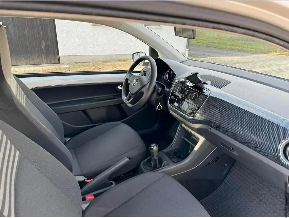 Gebraucht VW up! 60 PS (44 kW) 2017 Weiß Kleinwagen
