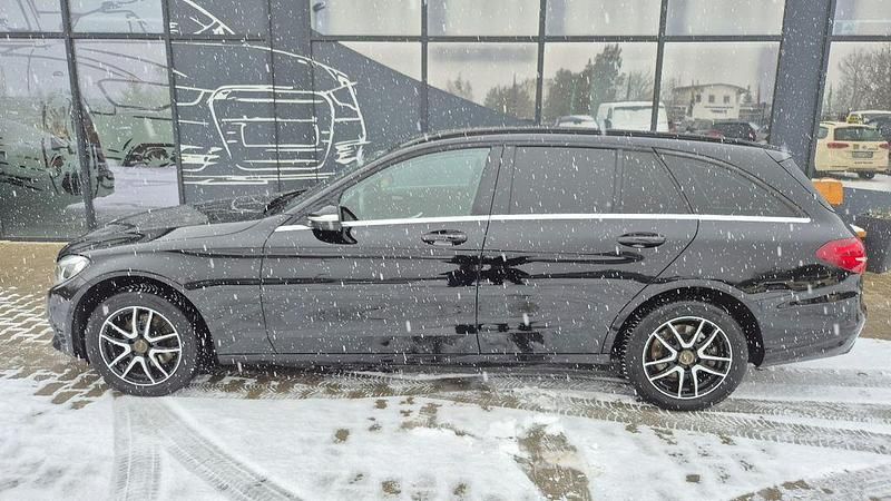 Gebraucht Mercedes C220 170 PS (125 kW) 2014 Schwarz Kombi