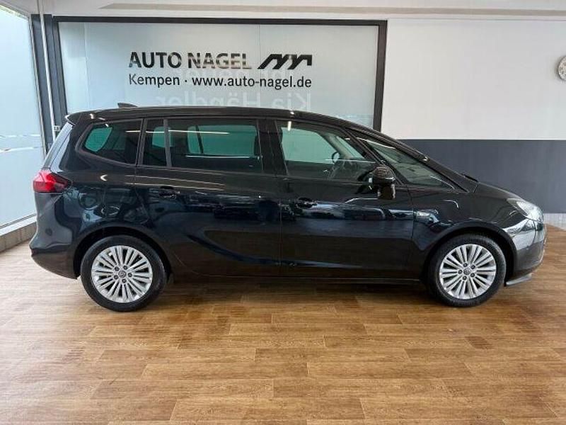 Gebraucht Opel Zafira Tourer 140 PS (102 kW) 2016 Andere Van / Kleinbus