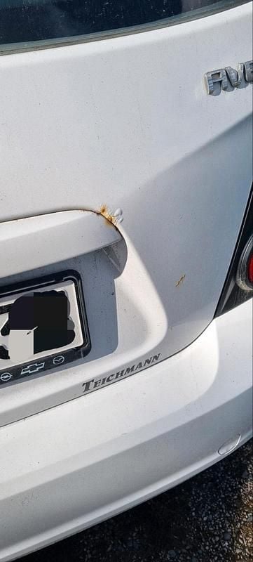 Gebraucht Chevrolet Aveo 84 PS (61 kW) 2011 Weiß Limousine