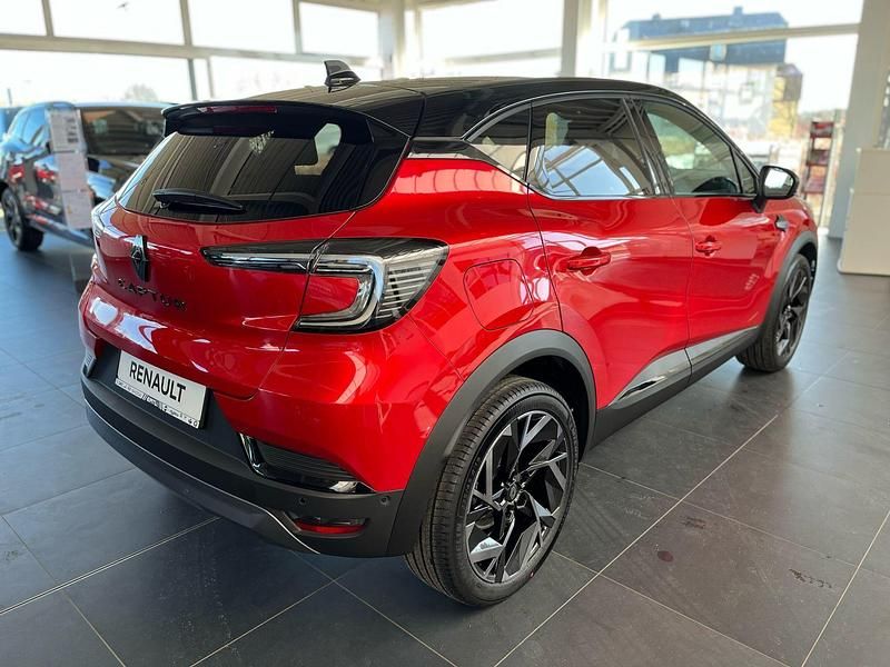 Gebraucht Renault Captur Esprit Alpine 158 PS (116 kW) 2025 Rot SUV