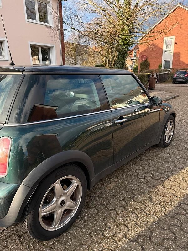 Second-hand Mini Cooper 116 CP (85 kW) 2002 Verde Hatchback