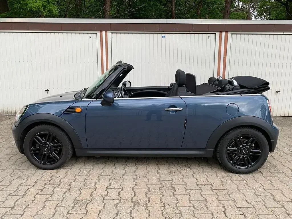 Gebraucht Mini Cooper Cabriolet 122 PS (89 kW) 2010 Blau Cabrio