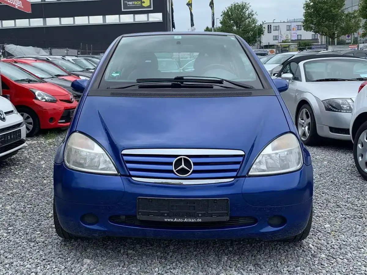 Gebraucht Mercedes A160 Elegance 102 PS (75 kW) 1998 Blau Kleinwagen