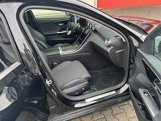 Gebraucht Mercedes C300 265 PS (194 kW) 2022 Schwarz Limousine