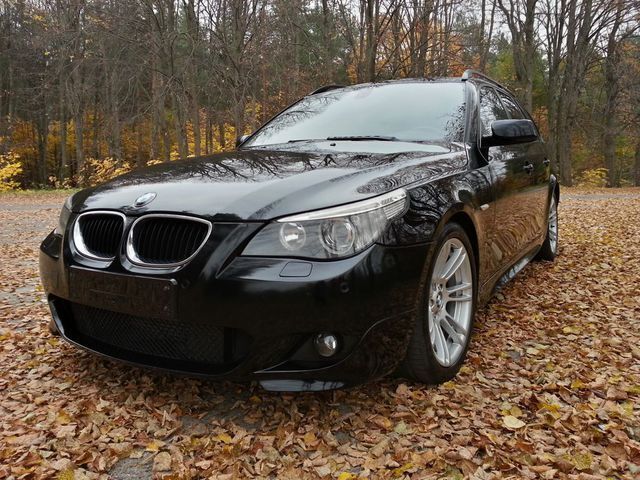 Schwarz metallic Gebraucht 2004 BMW 535 Kombi | 7.600 € (Etwas zu teuer) - Bild 1/4