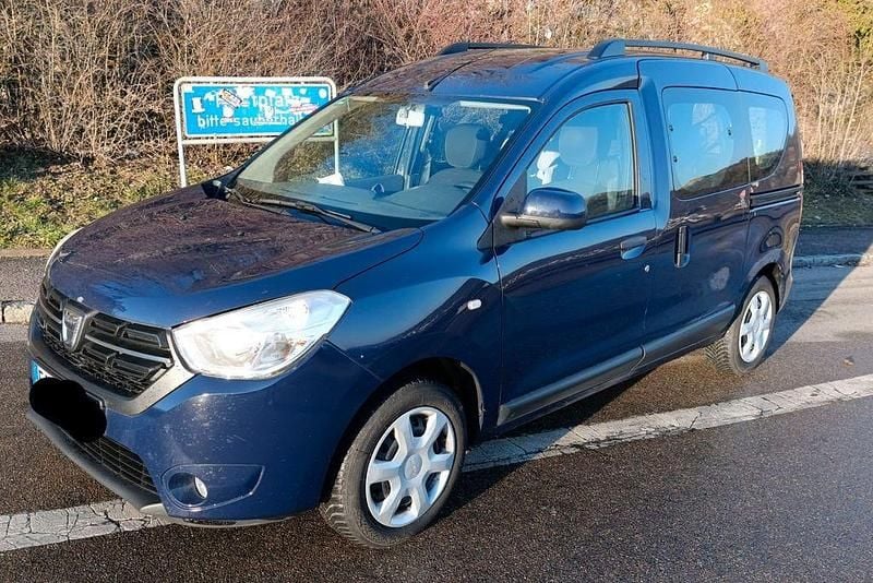 Gebraucht Dacia Dokker Lauréate 116 PS (85 kW) 2017 Blau Van / Kleinbus
