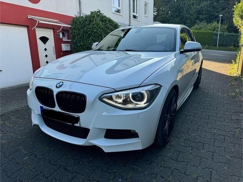 Weiß Gebraucht 2014 BMW 116 M Sport Kleinwagen | 9.250 € (Guter Preis) - Bild 1/4
