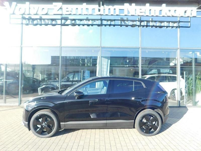 Neu Volvo EX30 Plus 200 kW (272 PS) 2026 Schwarz SUV