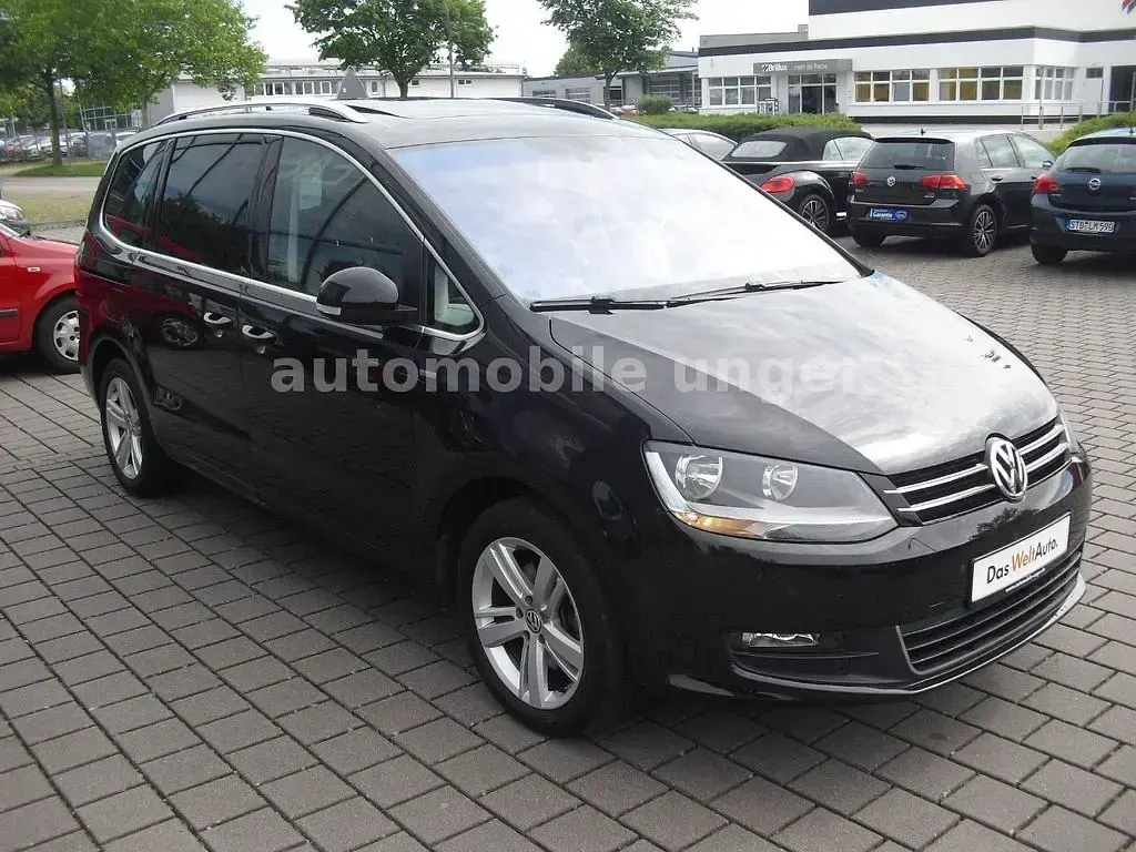 Gebraucht VW Sharan Match 140 PS (102 kW) 2012 Schwarz Van / Kleinbus
