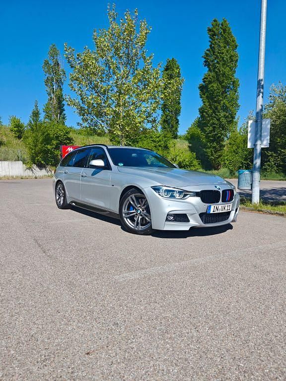 Silber Gebraucht 2017 BMW 340 M Sport Kombi | 30.200 € (Fairer Preis) - Bild 1/4