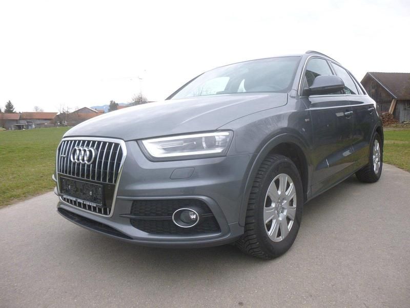 Gebraucht Audi Q3 S-Line 177 PS (130 kW) 2014 Grau SUV
