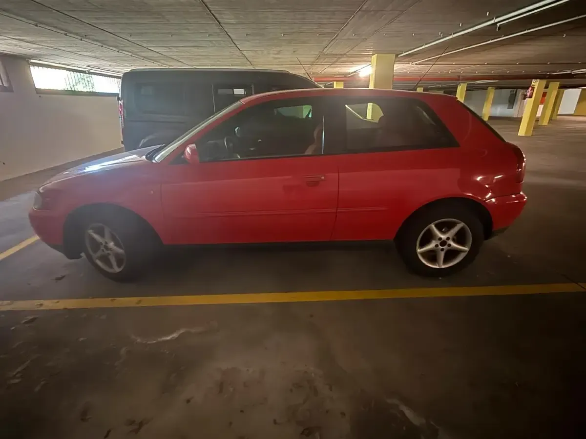 Gebraucht Audi A3 100 PS (73 kW) 1997 Rot Kleinwagen