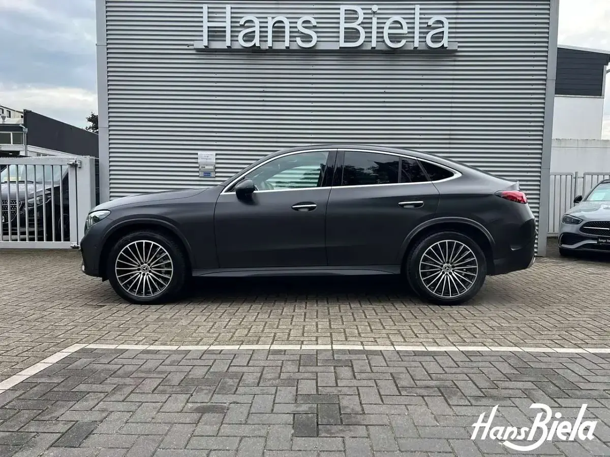 Gebraucht Mercedes GLC450 AMG 367 PS (269 kW) 2024 Manufaktur graphitgrau magno SUV